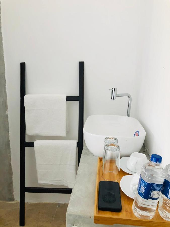 Haus 35 Bed & Breakfast Weligama Eksteriør bilde